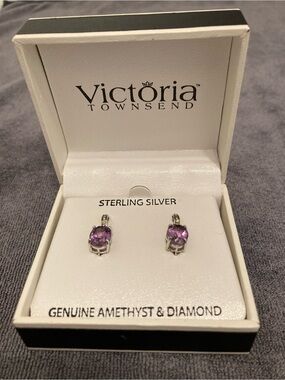 💜NEW Victoria Townsend Sterling Silver Amethyst & Diamond Earrings